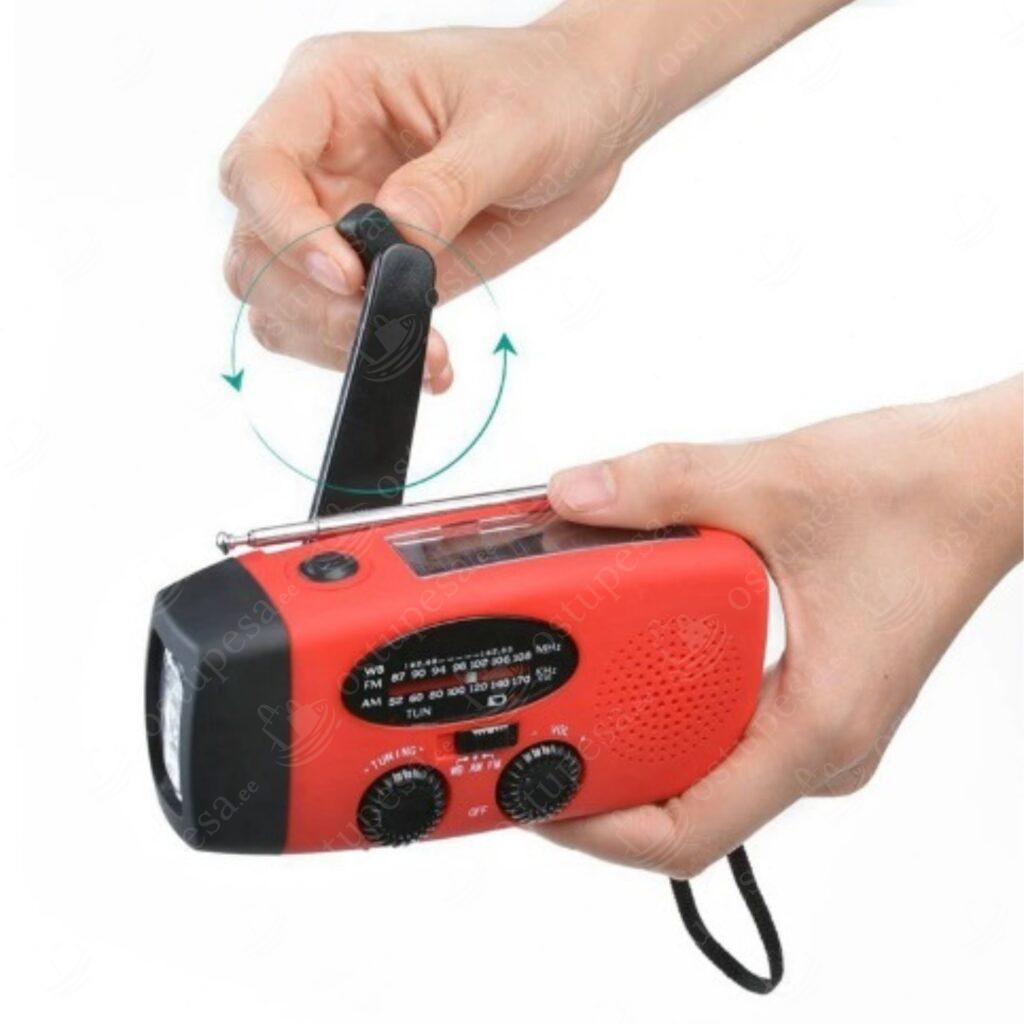 Dünamoga hädaabi seade