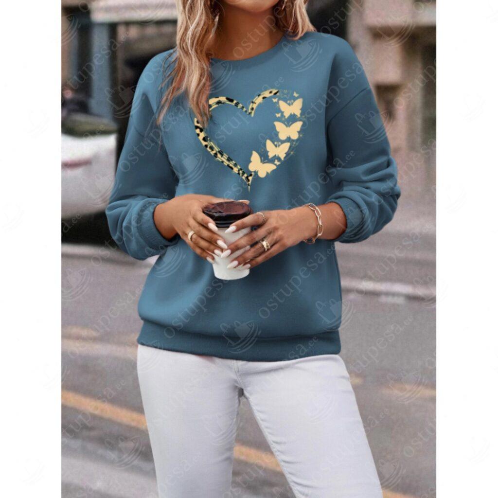 Naiste pehme pusa, südame ja liblikatega