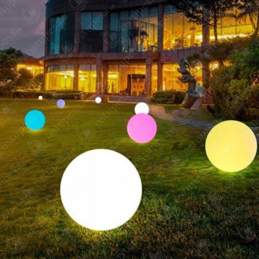 Värvimuutvad LED-aialambid, päikesepatareiga, 6 tk komplektis