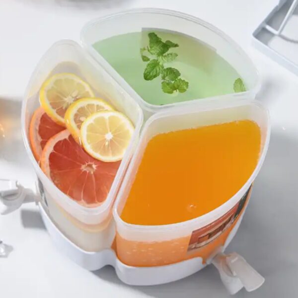 3-osaline joogikanistrite komplekt kraanidega, 5,2 L