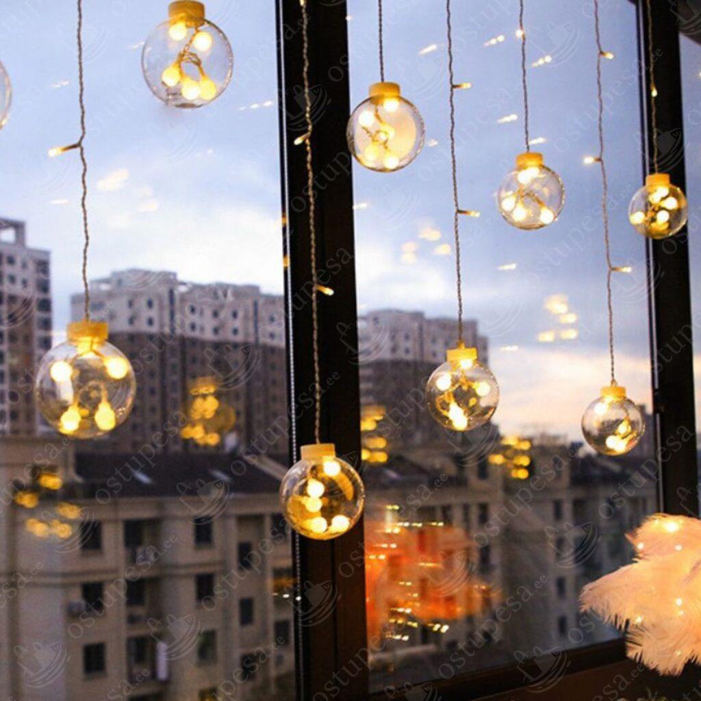 Kuulidega valguskardin, soe valgus, 138 LED