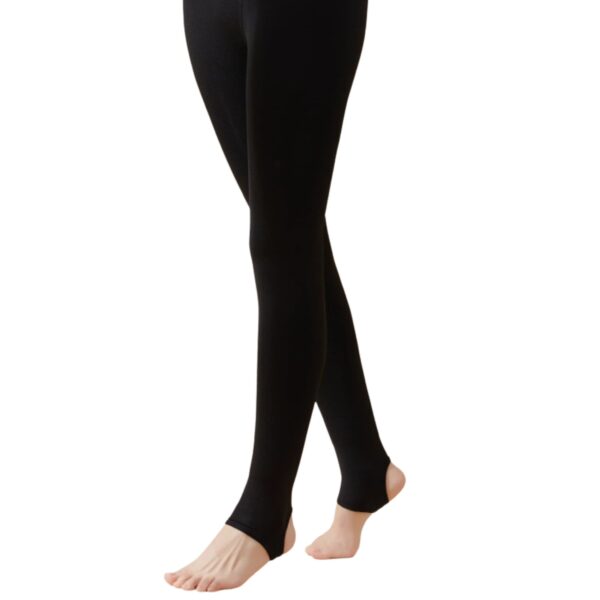 Naiste retuusid, karvase voodriga, kanna alt kinnitatavad